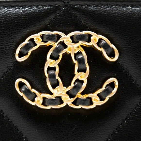 Chanel 19 Black Card Holder - Picture 8 of 10